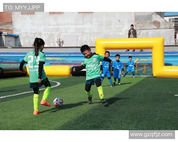 岳西足球星崛起背后的故事与荣耀探索当地足球发展的未来潜力 岳西足球星崛起背后的故事与荣耀探索当地足球发展的未来潜力