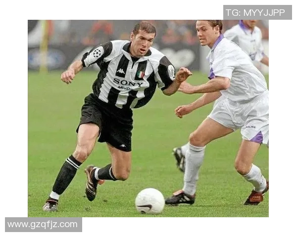 美国足球队历史球星排名解析及当前最具影响力球员分析