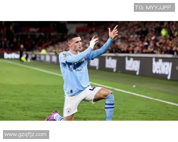 足球球星背后的不为人知的训练细节与生活习惯揭秘