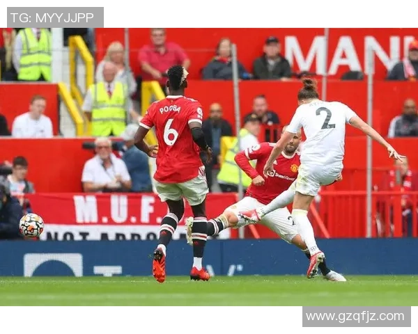 雪碧足球球星广告再度掀起热潮精彩瞬间呈现球场与激情完美融合